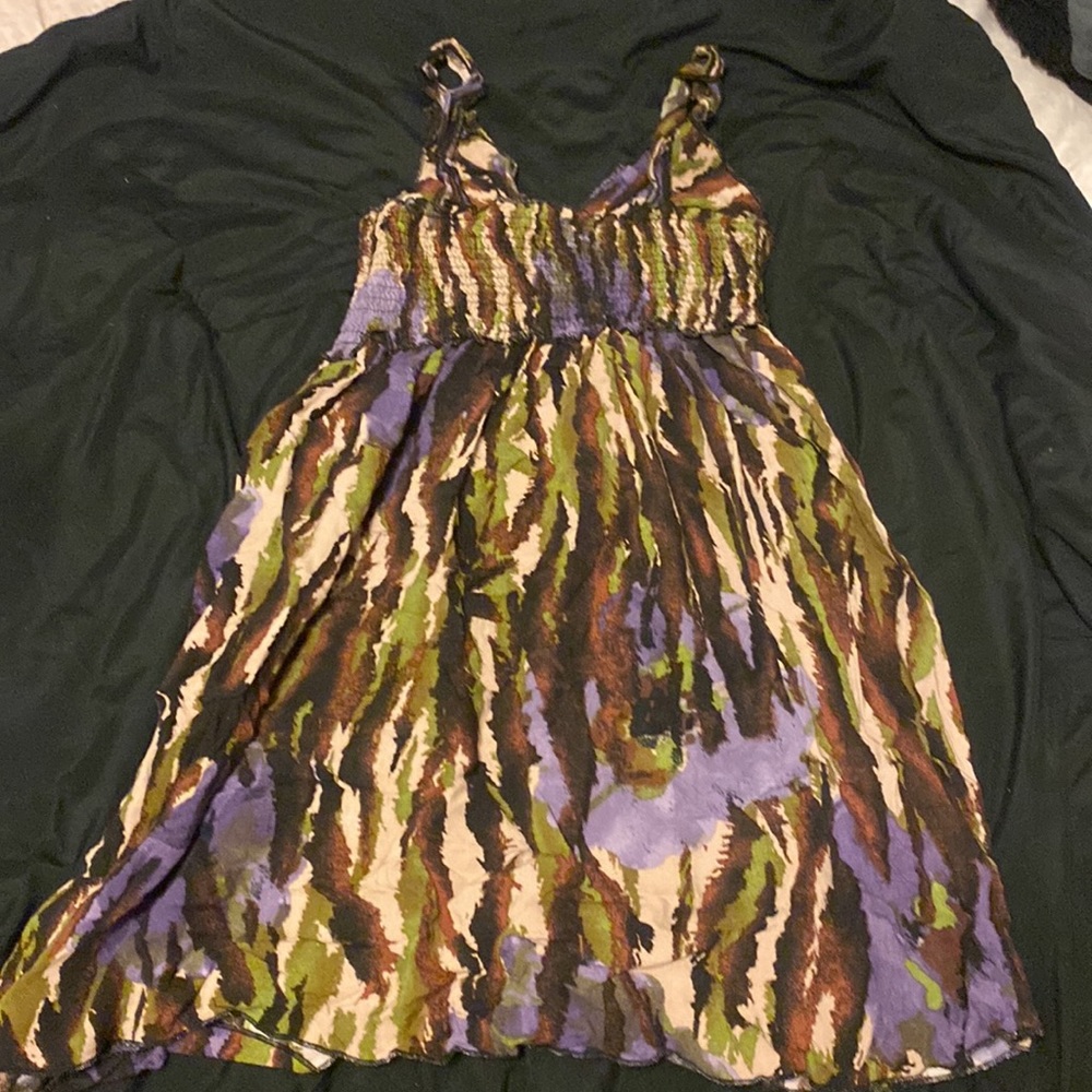 Dress - Picture 2 of 2